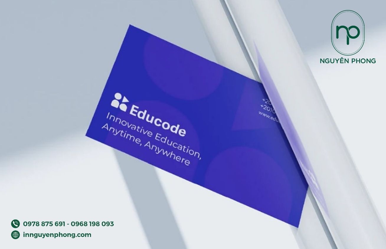 Logo giáo dục in trên card visit